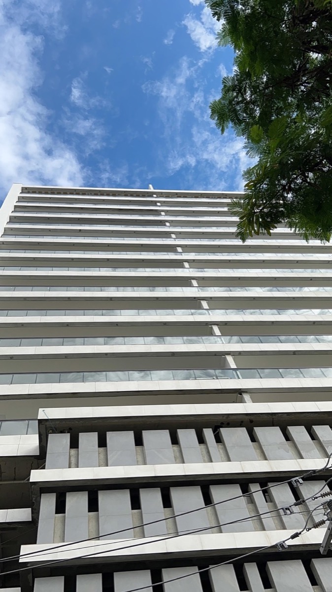 Obra Crystal Palace Residence - MWN